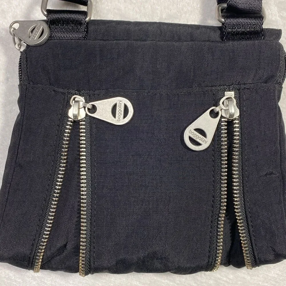 BAGGALLINI Small Zipper Crossbody Travel Bag Unique - Picture 6 of 7